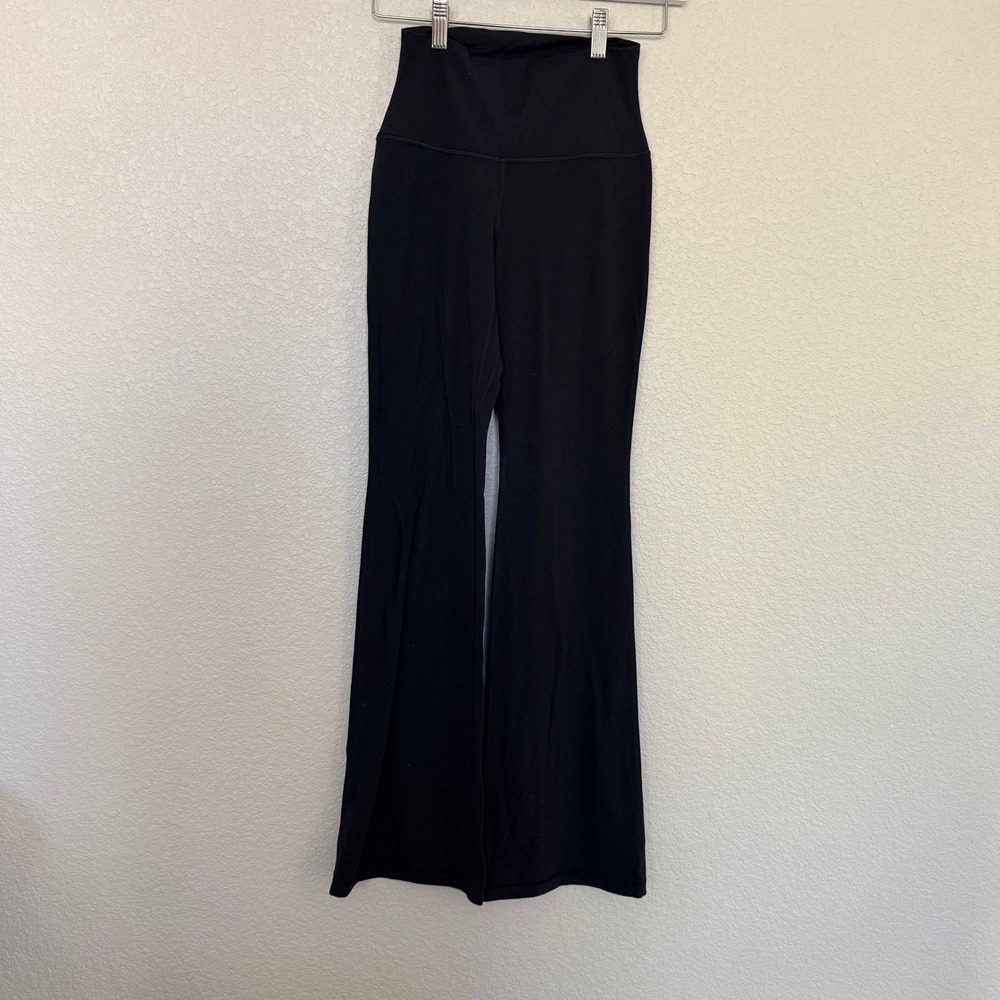 Aritzia Golden High Waisted Flare Leggings Black Size 4 Tall Inseam 33 Inch